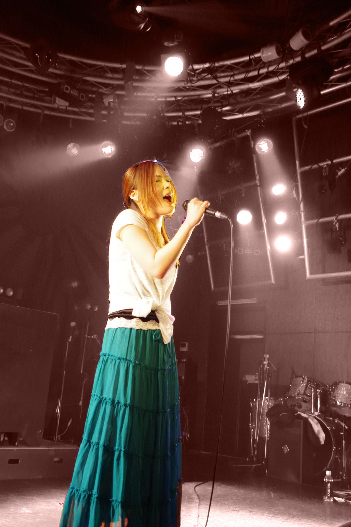 Riseyu singing